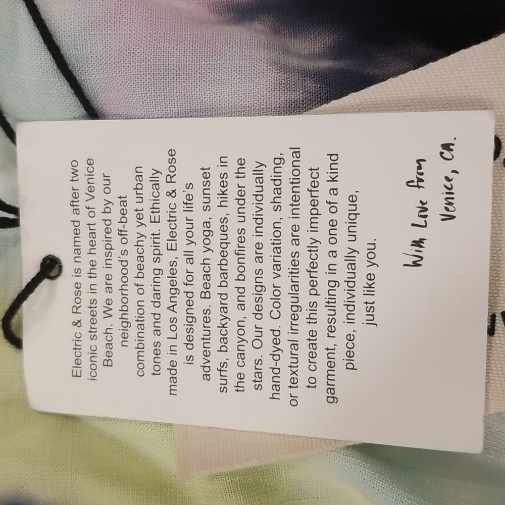 💕ELECTRIC & ROSE💕 Linda Crop Top ~ Onyx Lavender Glow Tie Dye Pattern XS NWT - Picture 13 of 14